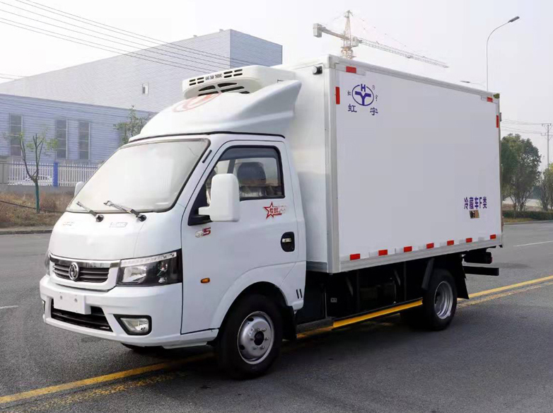 國六東風(fēng)途逸冷藏車 3.5米