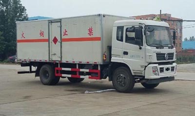 國(guó)五東風(fēng)易燃?xì)怏w廂式運(yùn)輸車(chē)